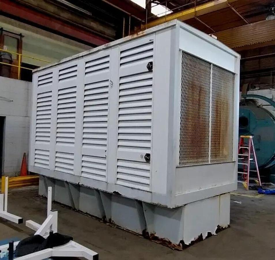 Cummins 300DQAF-2054 Diesel Generator Set — product image 3 of 10