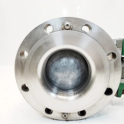 Fisher 6" V150 CL-150 Control Valve With 1052 Size 40 Pneumatic Actuator — product image 2 of 6