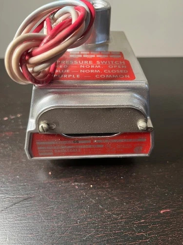 Barksdale D1H-H18SS Diaphragm Pressure Switch — product image 4 of 6