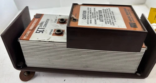 Moore Industries SCT Signal Converter — product image 3 of 6