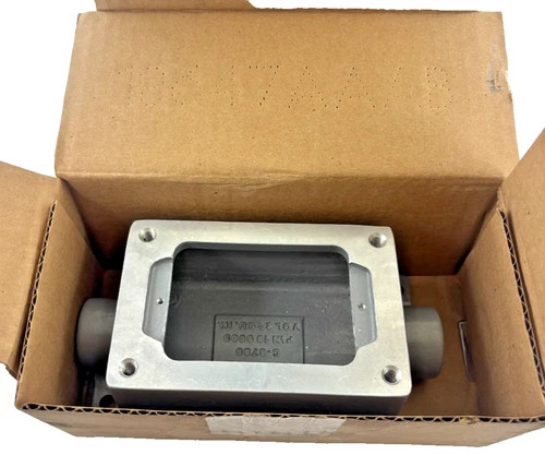 Hubbell Killark SWB-5 Aluminum Feed-Thru Device Box, 3/4 Inch Hubs — product image 6 of 7