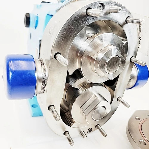 Waukesha SPX 018 U1 Rotary Positive Displacement Pump 1.5" 316SS — product image 5 of 12