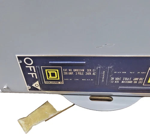 Square D QMB324W Series E1 200A 3-Pole Fusible Panelboard Switch