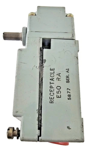 Cutler-Hammer E50 Heavy Duty Plug-In Limit Switch with E50SA Body and E50DR1 Rotary Head — product image 6 of 6