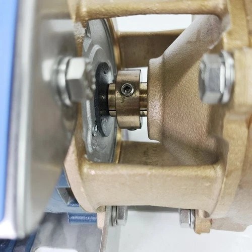 Scot Pump B48378X441J05XX Bronze Centrifugal Pump with Leeson 0.5 HP DC Motor, 1.5" NPT — product image 2 of 8