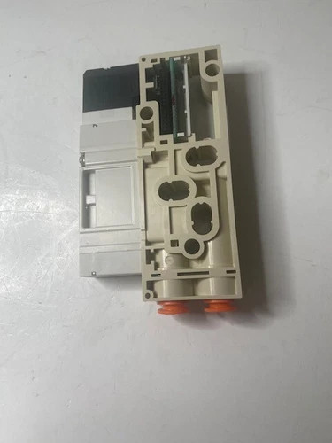 SMC SV3100-5FU-T-N11 Solenoid Valve 3/8" 24VDC — product image 5 of 5