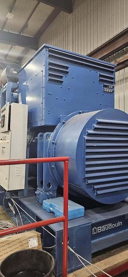 Maxi-Signal Mill Specialties Power-Strobe Model 3000 Blue Light 250VDC — product image 5 of 5