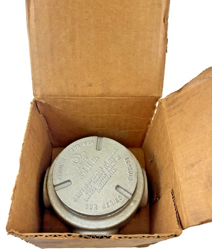 Crouse-Hinds GUR1 1/2" Explosion-Proof Conduit Outlet Box with Cover and O-Ring Gasket — product image 3 of 5