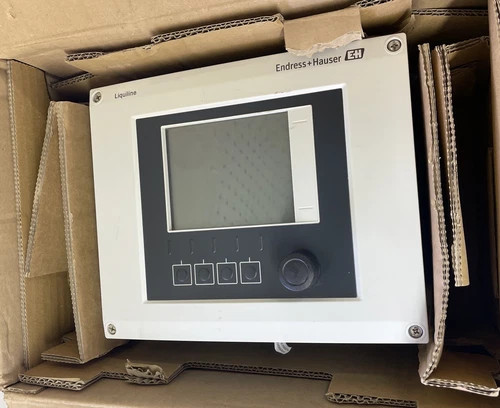 Endress+Hauser Liquiline CM442-AAM2A4F260AAA Multiparameter Transmitter — primary product image