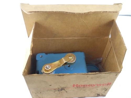 Honeywell Micro Switch OP-AR Splash Proof Switch — product image 7 of 7