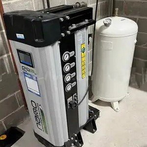 Nano GEN2-1110 Nitrogen Generator with Receiver Tank