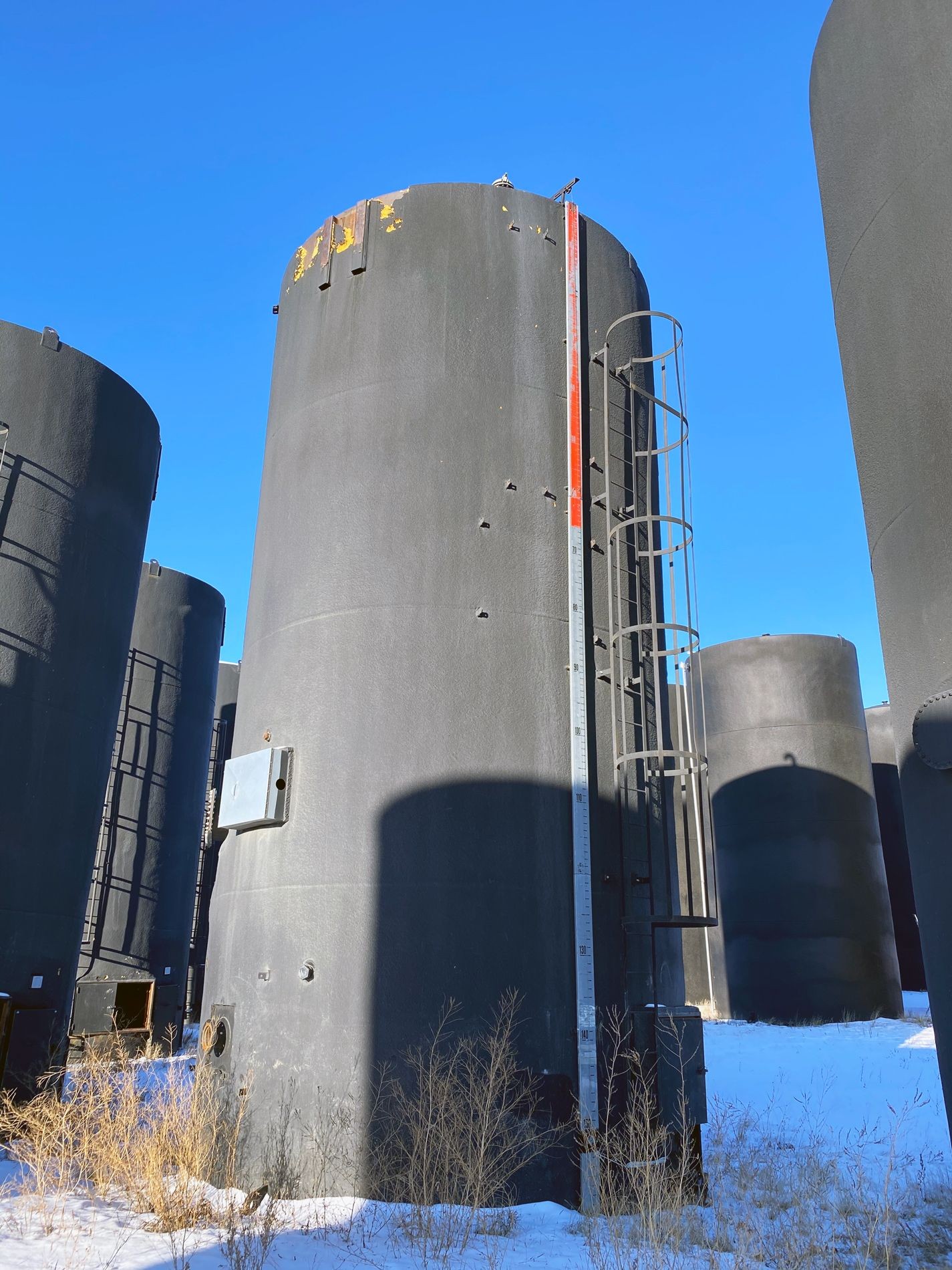 Used 1000 BBL Storage Tanks – Partially Coated — product image 4 of 6