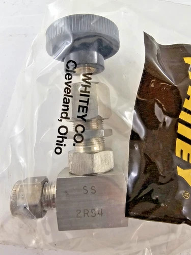 Swagelok Whitey SS-2RS4 Needle Valve 1/4" Tube 316 Stainless Steel