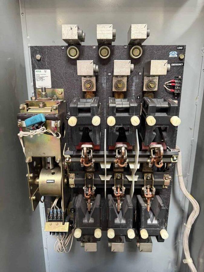 ASCO Series 300 800 Amp Automatic Transfer Switch A300380091XC — product image 3 of 6