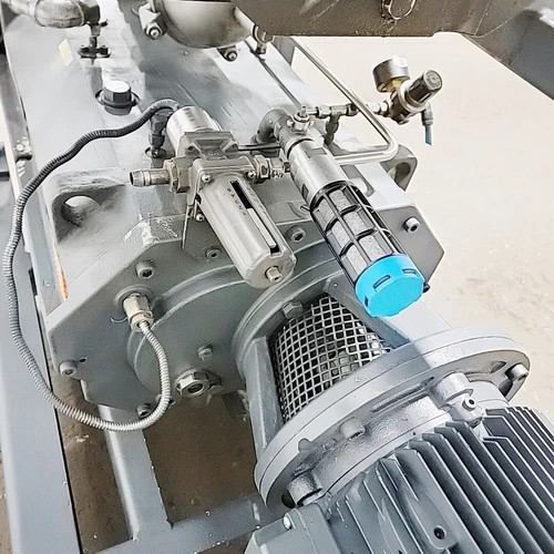 Busch COBRA NC 0400 B LZ1 VXRZ Dry Screw Vacuum Pump — product image 5 of 11