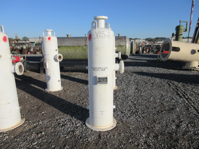 Atlantic Fabrication and Design Vertical Gas Scrubber SEPV-1604-720, 16" x 4'