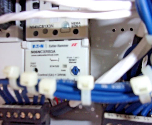 Eaton Cutler-Hammer IT Intelligent Technologies Size 1 Reversing MCC Bucket — product image 7 of 11