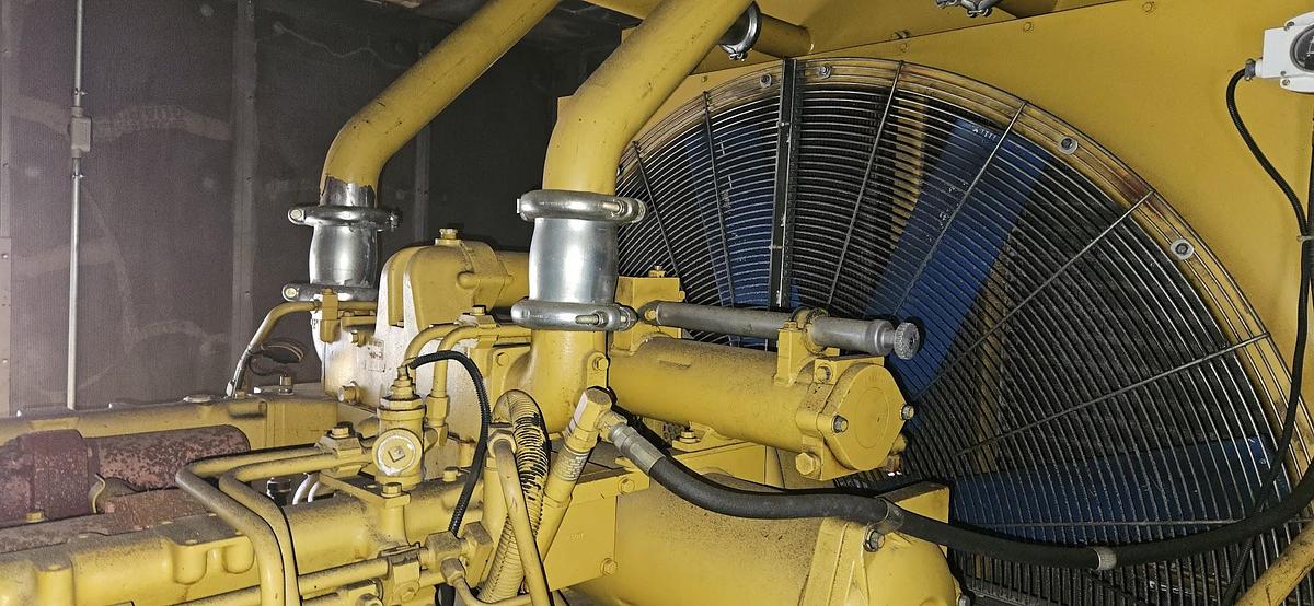 Caterpillar 3508 Diesel Generator Set 750 kW — product image 8 of 10