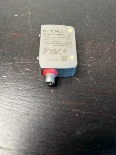 Keyence LR-ZB500C3P IO-Link Self-Contained CMOS Laser Sensor — product image 2 of 4