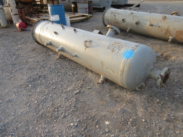 Challenger Process Systems 24" OD x 7'6" S/S Vertical 3-Phase Separator — product image 3 of 10