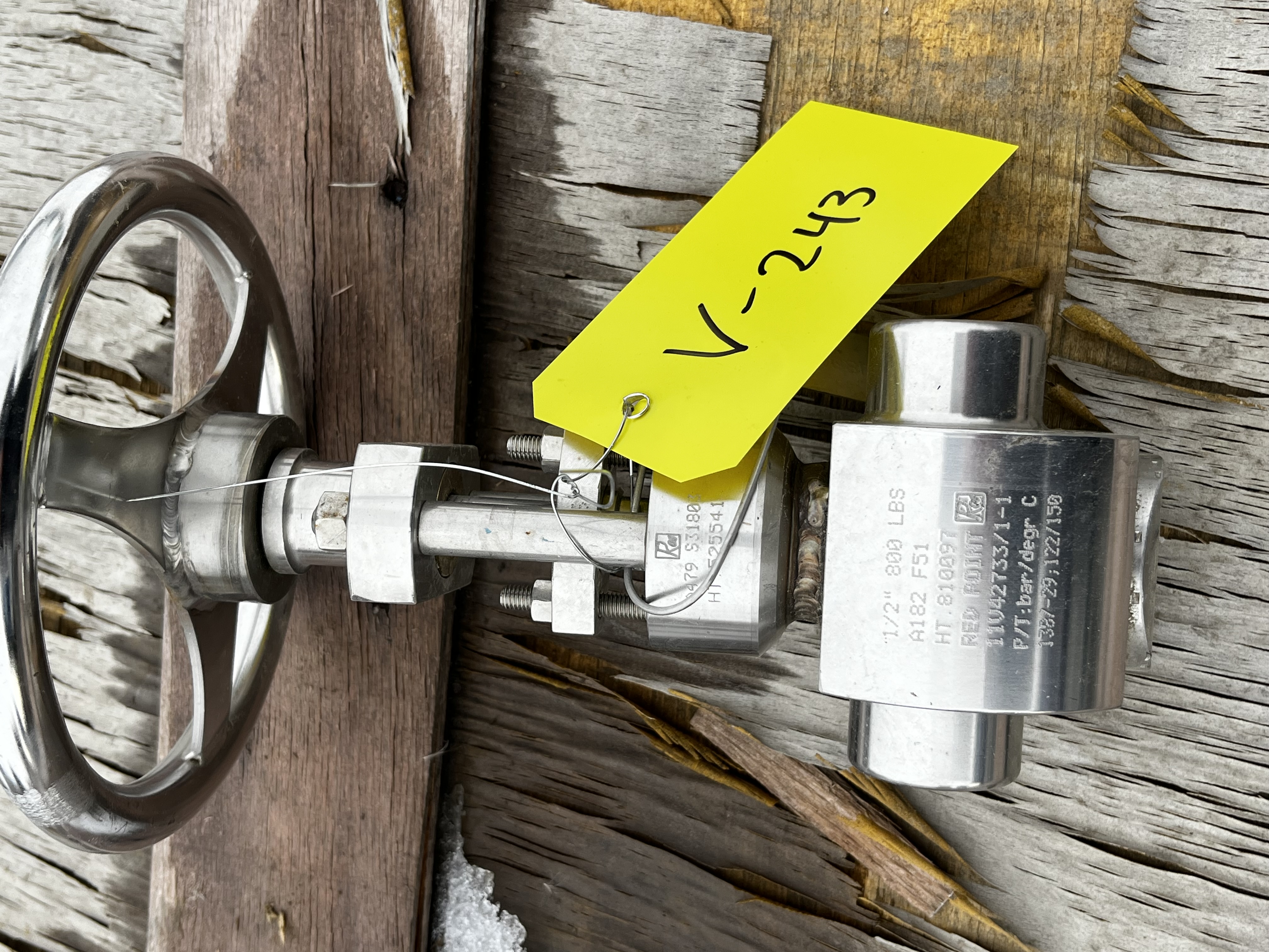 Red Point 1/2 Inch Duplex Stainless Steel Needle Valve PVT-1