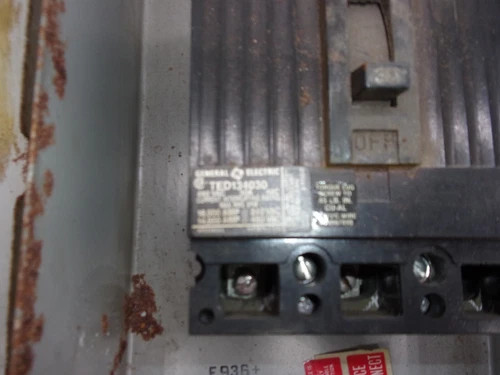 General Electric TE100F Circuit Breaker Enclosure with TED134030 Breaker — product image 5 of 10