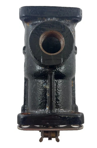 McDonnell & Miller SA101-102 Valve and Strainer Assembly — product image 2 of 6
