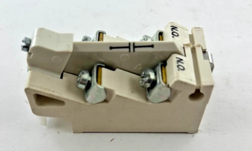 Cutler Hammer J20 Auxiliary Contacts Model C — product image 3 of 4