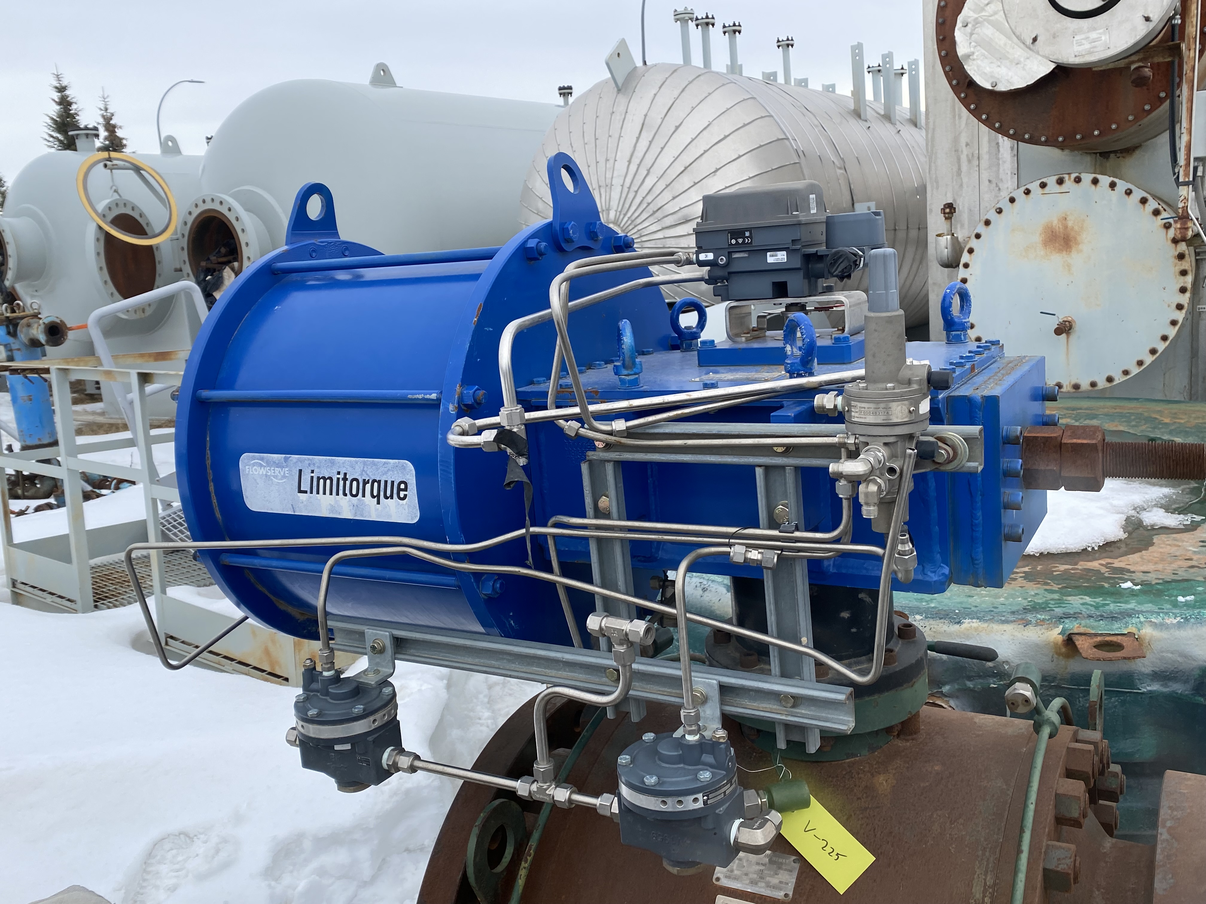 Neway 20" Class 300 Trunnion Mounted Ball Valve with Limitorque Pneumatic Actuator — product image 7 of 12