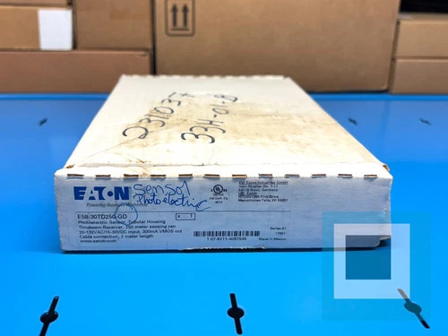 Eaton E58-30TD250-GD Photoelectric Sensor Tubular Housing — primary product image