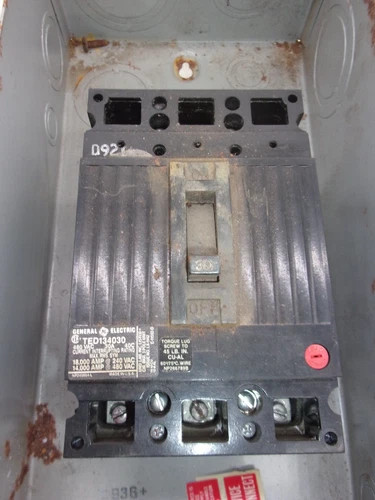 General Electric TE100F Circuit Breaker Enclosure with TED134030 Breaker — product image 4 of 10