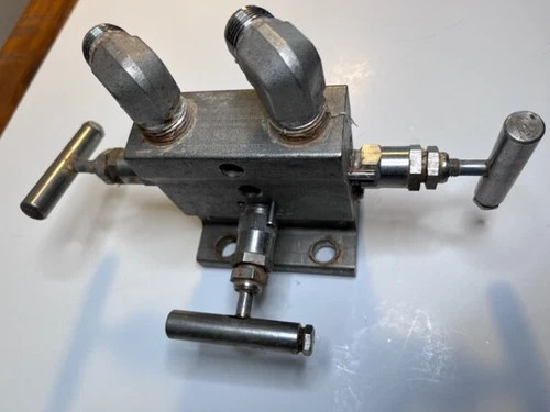 Anderson Greenwood M4TVS Instrument Manifold