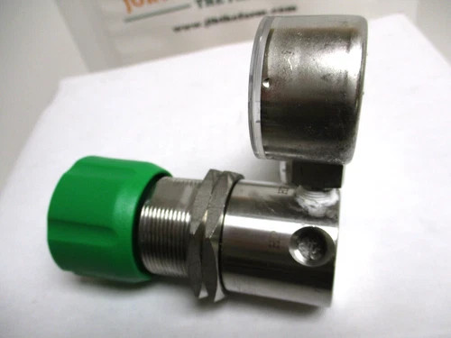 Swagelok KCP Series Pressure-Reducing Regulator KCP1GLF2A1P60000 — product image 2 of 5