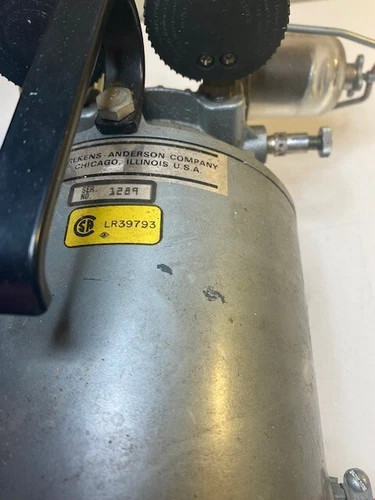 Wilkens Anderson Company WACO Vacuum/Pressure Pump Model 1373 — product image 2 of 5