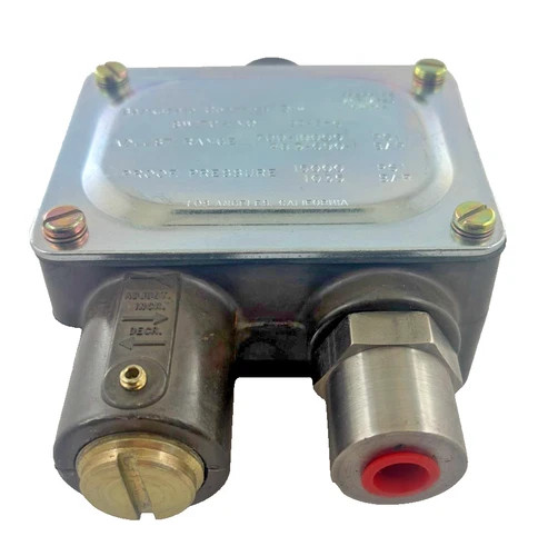 Barksdale 9048-6 Sealed Piston Pressure Switch, 700-10000 PSI — product image 3 of 7