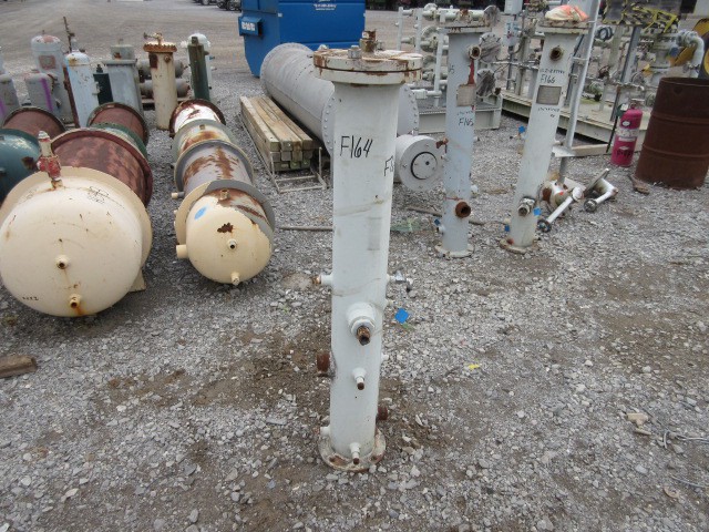 Fabtech Vertical Pressure Vessel 6-5/8" x 4'3" FT-2474-30 — product image 2 of 7