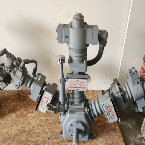 LeRoi LRG9 Two-Stage Oil-Free Reciprocating Gas Compressor Package — product image 2 of 2