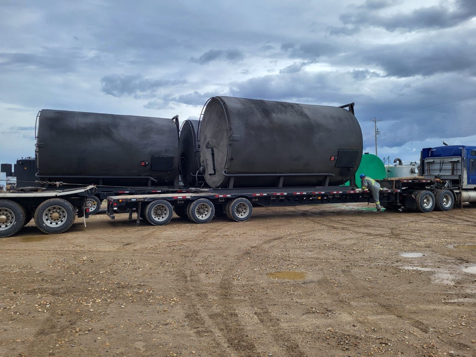 Fully Refurbished 400 BBL Insulated Tanks — product image 6 of 6