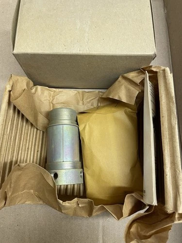 Lot of 2 Honeywell 126149B Radiator Valve Actuator Adapter Kits for V5011A/V5011C — primary product image