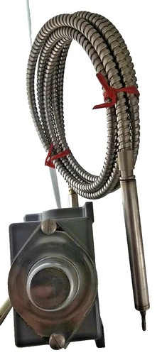 United Electric Controls Type E55 Temperature Switch Model 14063 — product image 6 of 7