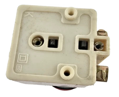 Square D 9001KR9P1R Red Illuminated Push-Pull Button Operator — product image 6 of 7