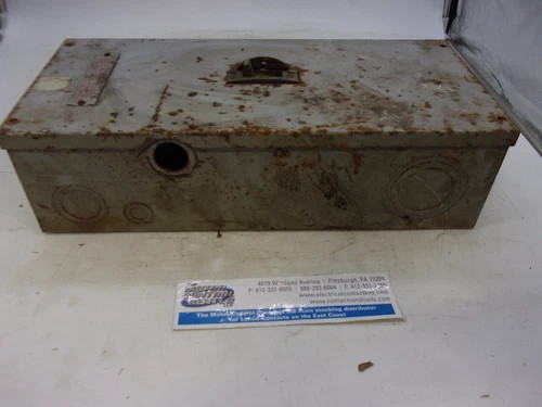General Electric TE100F Circuit Breaker Enclosure with TED134030 Breaker — product image 8 of 10