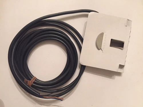 Omron E3ZM-D62 Compact Photoelectric Sensor — primary product image