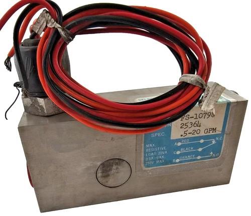 Gems Sensors FS-10798 Adjustable Liquid Flow Switch, 0.5-20 GPM, 1/2" NPT