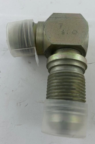 Fastenal 3/4" Bulkhead Union Elbow — product image 2 of 4