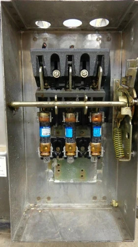 Westinghouse WHF-322 Heavy Duty Safety Switch 60A 3P Fusible 240V NEMA 12 Stainless Steel — product image 7 of 10