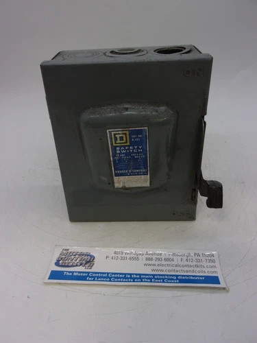 Square D D321 General Duty Safety Switch, 30A, 3P, Fusible, 240V, NEMA 1 — primary product image