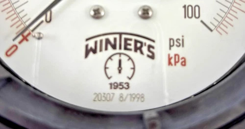 Winters 1953 Pressure Gauge 0-100 PSI 4.5 Inch Dial — product image 6 of 7