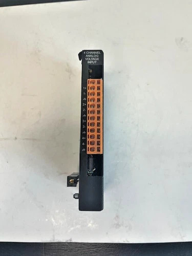 Horner Automation HE800ADC110B 4-Channel Analog Voltage Input Module — primary product image
