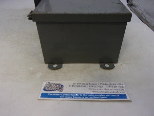 Cutler-Hammer DH361FDK Heavy Duty Safety Switch, 30A, 600V, 3-Pole, Fusible, NEMA 12/3R — product image 8 of 9